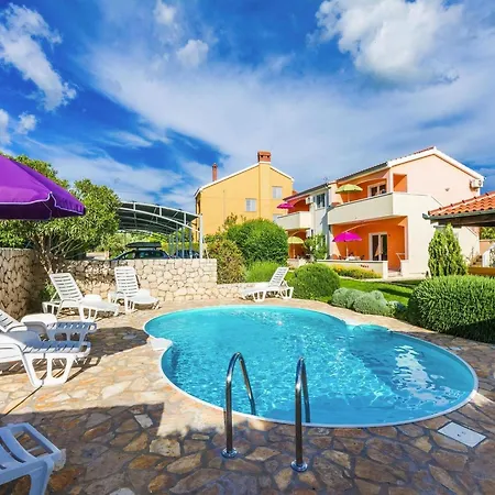 Rosmary, Zaton, With Pool Apartment *