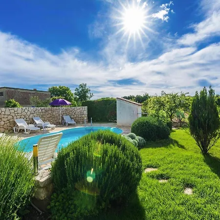 Rosmary, Zaton, With Pool Apartment