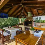 In Nin Near The & Pool Daire Zaton (Zadar)