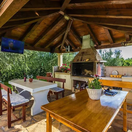 Rosmary, Zaton, With Pool Apartman Zaton
