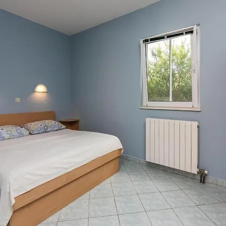 Διαμέρισμα In Nin Near The & Pool Zaton (Zadar)
