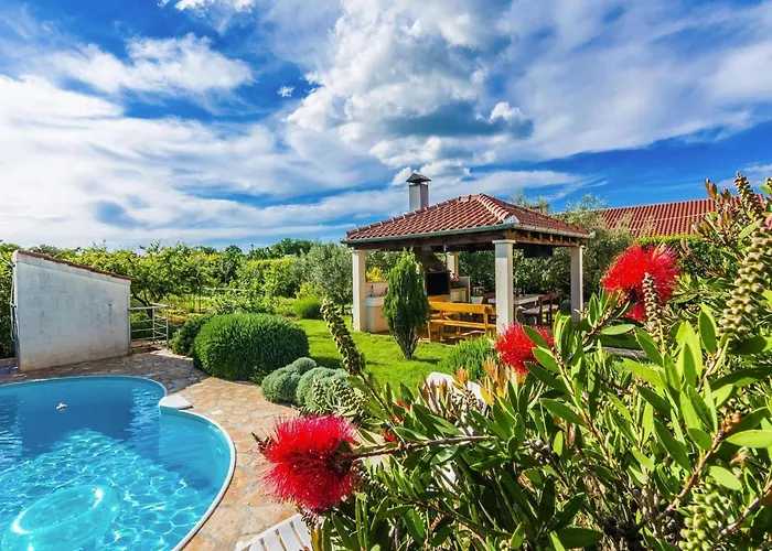 Apartament In Nin Near The & Pool Zaton (Zadar)